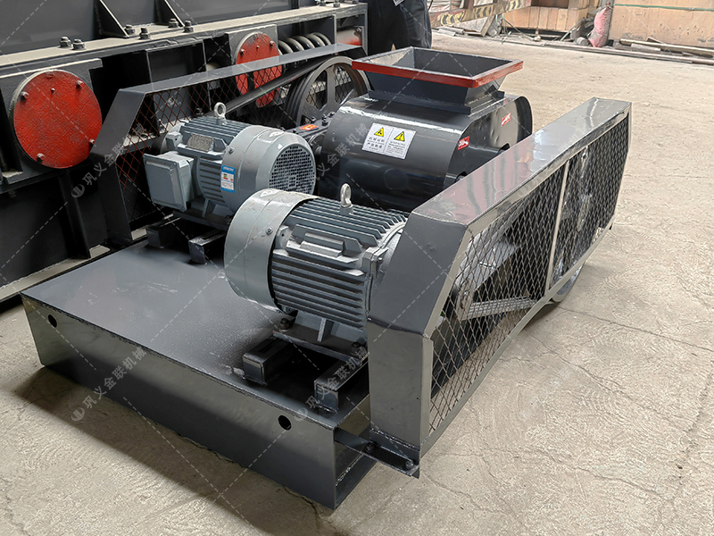 雙齒輥破碎機(jī)如何調(diào)間隙？